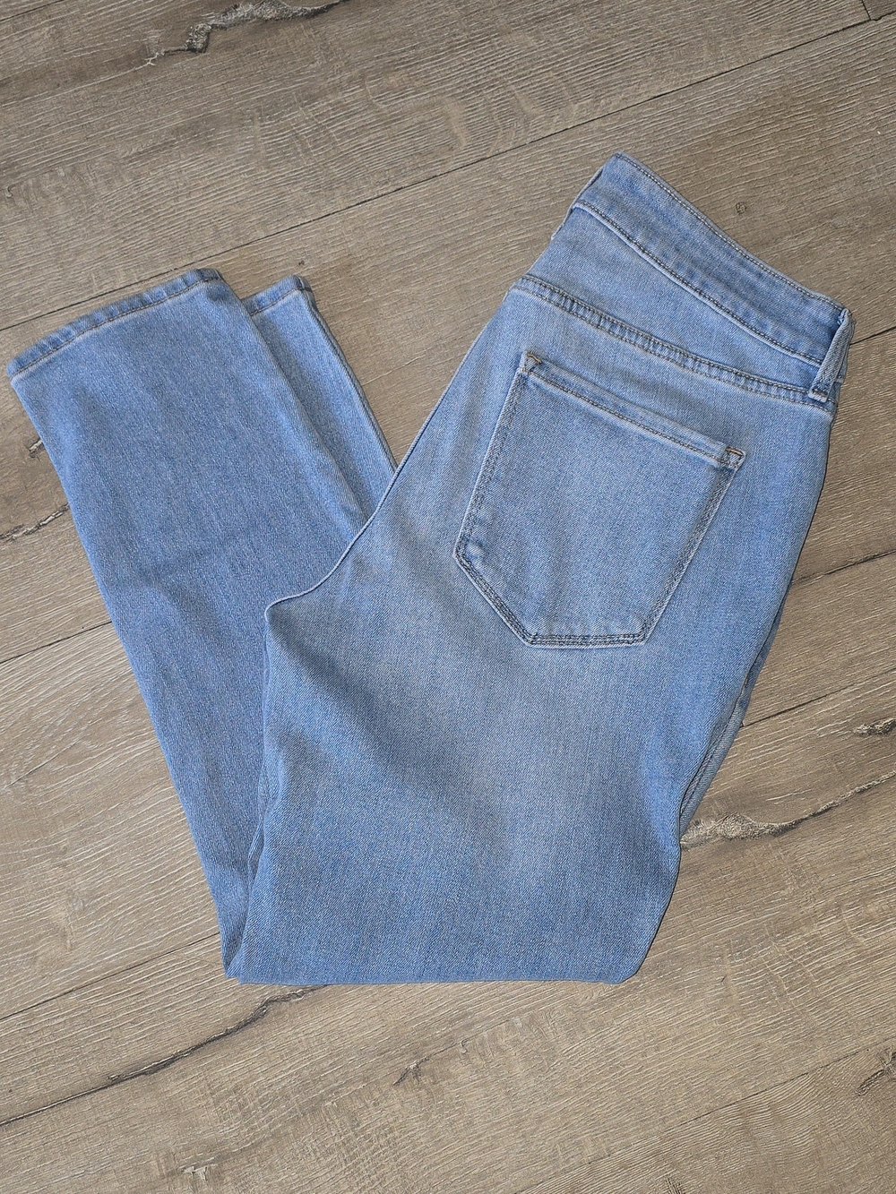 NEW Old Navy Women's 12 Petite Light Blue Jeans
